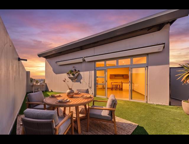 2 BEDROOM APARTMENT RENTED IN MORNINGSIDE